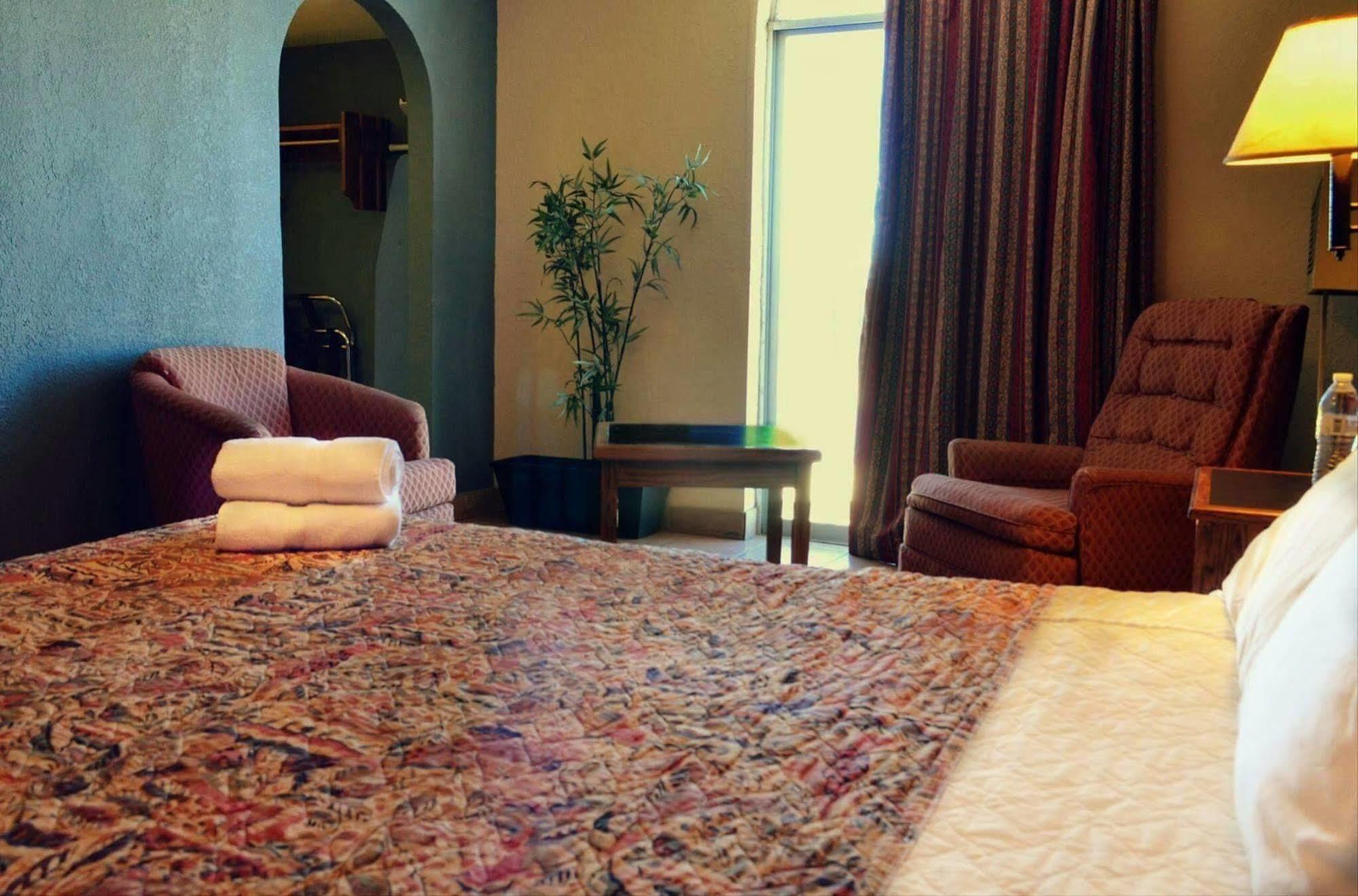 סיודאד חוארס Hotel Santa Fe מראה חיצוני תמונה